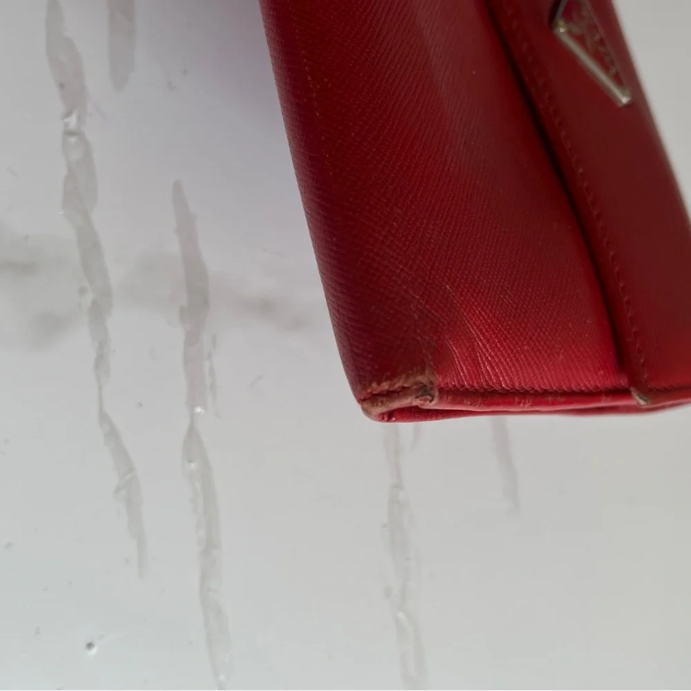 PRADA red Saffiano Leather Wallet. PRADA logo on flap. Preowned condition. - Picture 16 of 16